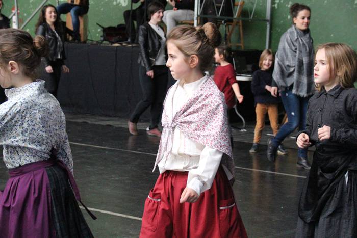 Eguna dantzan 1 1491147553133