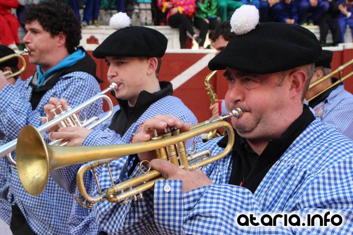 ostegun gizena 2016 zezen plaza 67 1454608281079