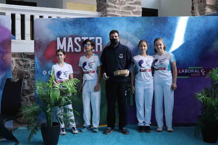 Eskuz binakako Master Labora 8 1644754821057