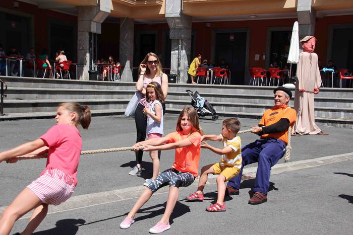 Anoetarrak oraindik ez dira  5 1561210203860