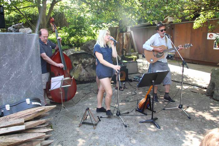 Ur mara erakusketa eta kontz 15 1534690380182