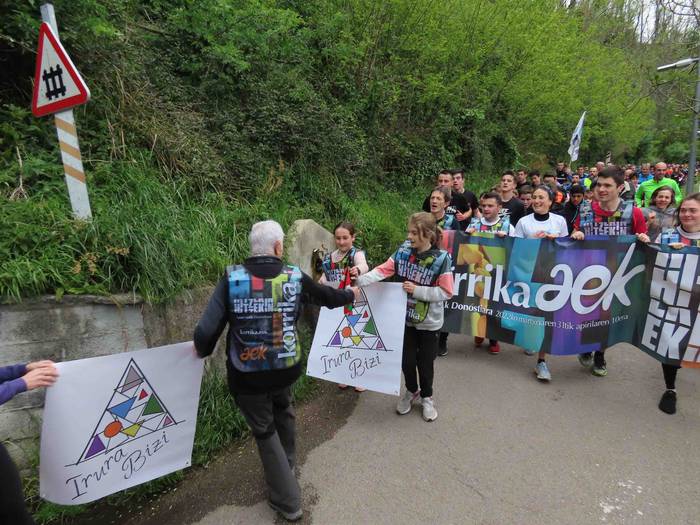 korrika, furgonetatik, Anoet 19 1649421135142