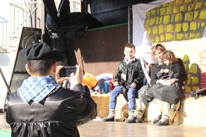 Gabon eskea eta olentzero 2015 161 1450964230531