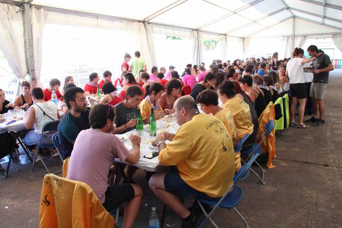 Ibarra San Bartolome jaiak 2 11 1535383029233