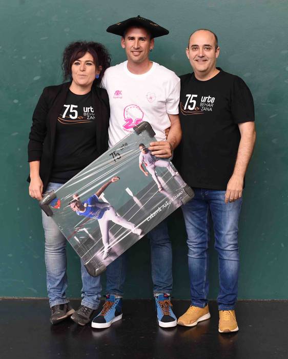 Ekitaldi hunkigarri, solidar 13 1654538298699