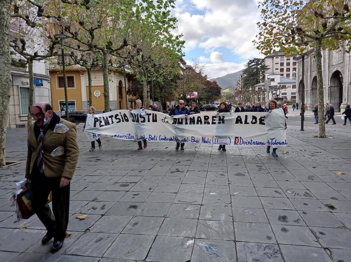 Pentsiodunen mugimendua, Ibe 19 1636449032172