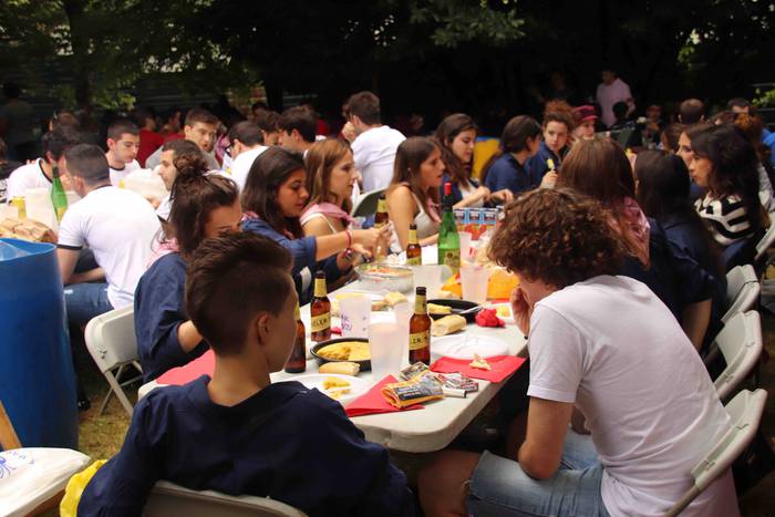 Kuadrillan bazkaltzea bezala 21 1564494467595