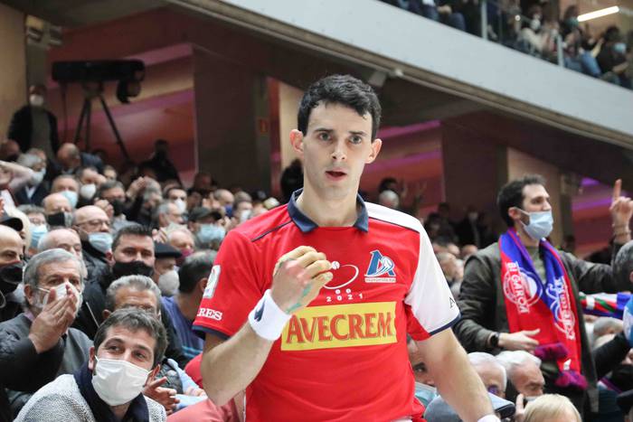 Azkeneraino borrokatuz lortu 32 1649016648045