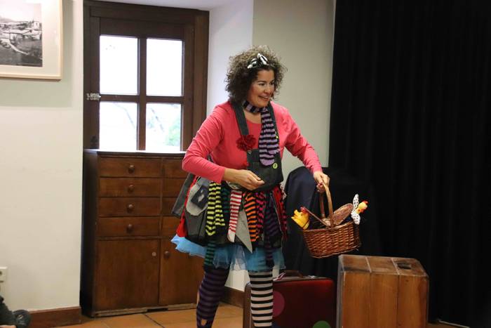 umorez esnatu dira hitzolari 2 1575808737077