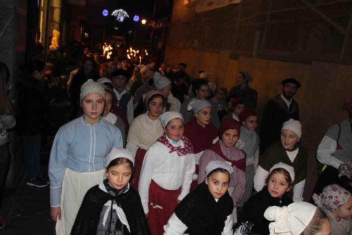 Errege magoen desfilea tolos 25 1546717638043