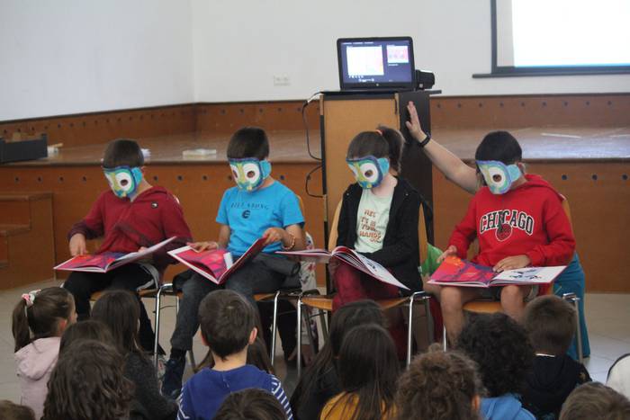 Ipuin solidarioak kontatu di 12 1653644352426