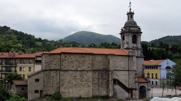 San Bartolome plazako eliza aterpe klimatiko gisa zabalik egongo da uztailaren 6tik 12ra