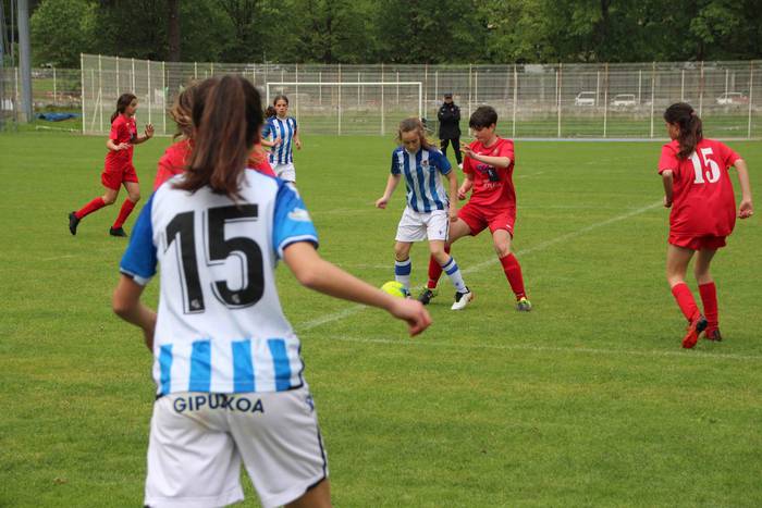 Realak irabazi du V. Nescup  6 1650736239605