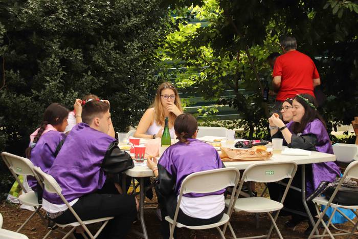 Kuadrillan bazkaltzea bezala 12 1564494460243