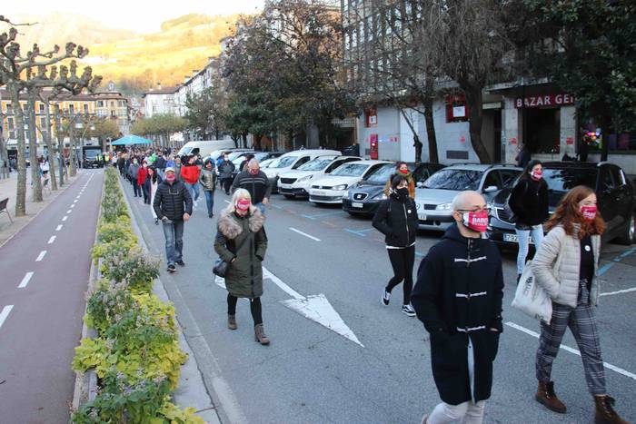 Jendetzak babestu du ostalar 15 1605983867463