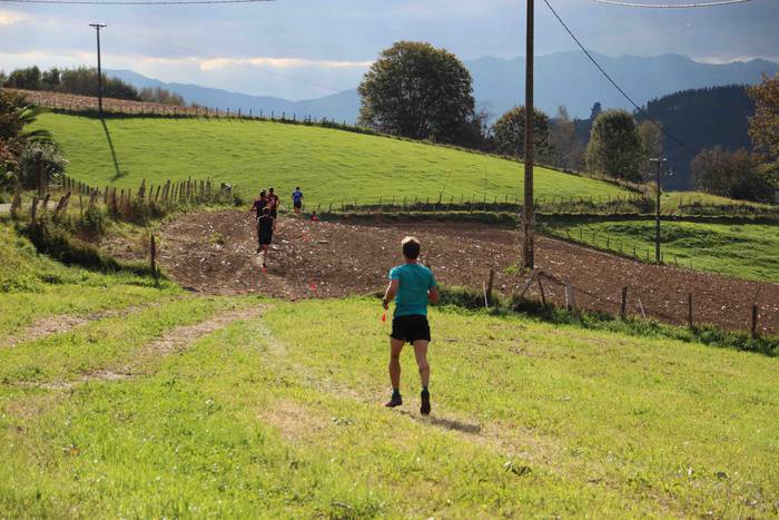 Iñaki Olano eta   irabazle E 30 1571509112403