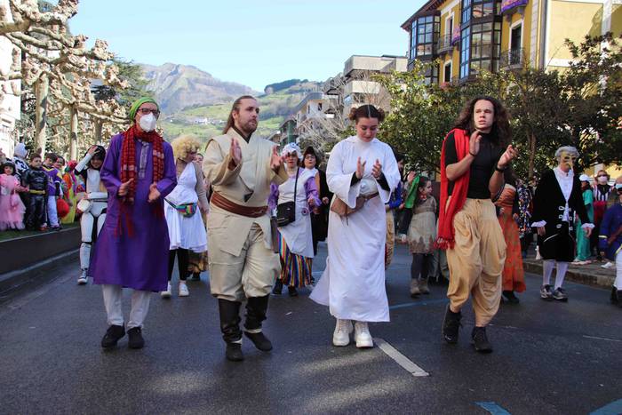 Aisialdi taldeak Astelenitan 45 1646056982765