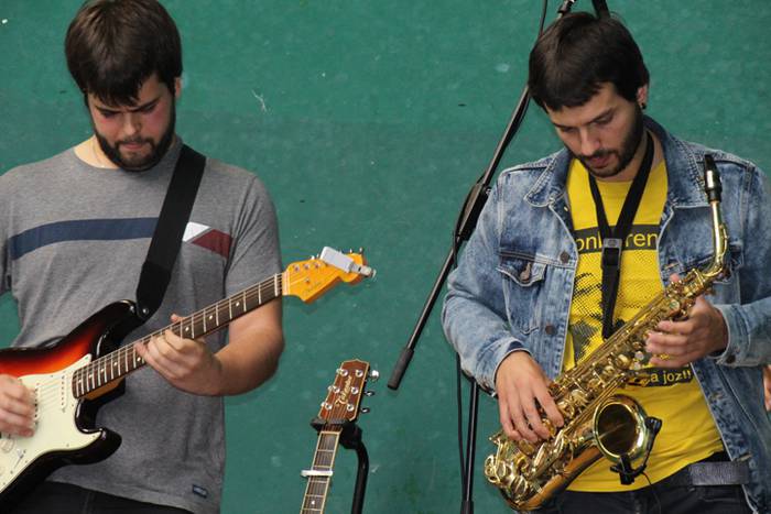 Era batera edo bestera mugituz 9 1474220952703