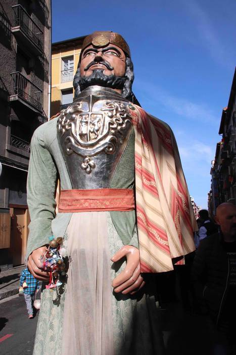 Erraldoi eta buruhandiak Zal 49 1582375965374