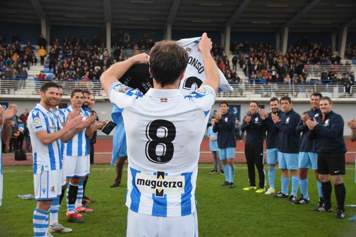 Mikel Alonso agur omenaldia tolosa berazubi 106 1544294572335