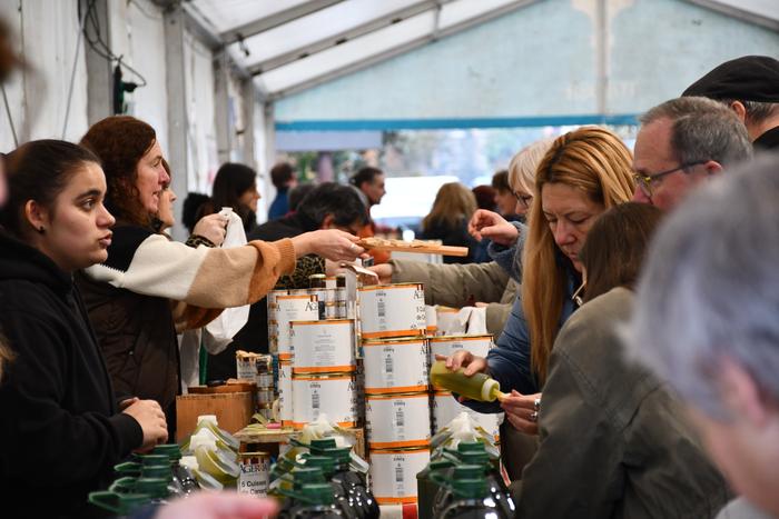 Babarrunaren Festan eta Gabonetako azoka berezian postuak jartzeko eskaerak egiteko epea, zabalik