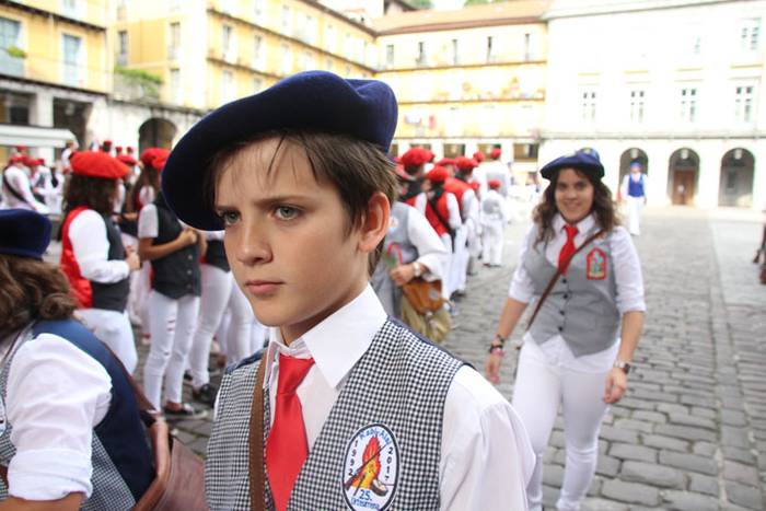 Lizarrez apaindutako kaleeta 141 1498311964825