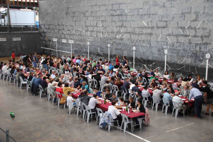 Frontoia bete da txekorra ja 2 1565532400745