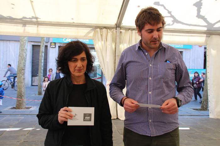 Aurpegi ezagunak bozka emate 53 1489931323364