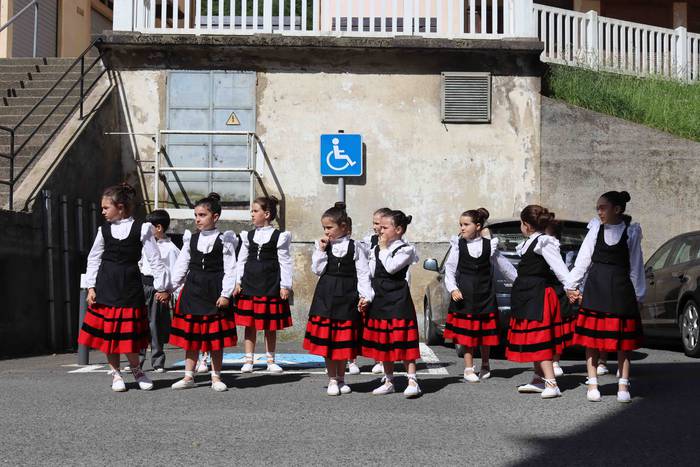 Dantzari eguna ari dira ospa 2 1652614039400