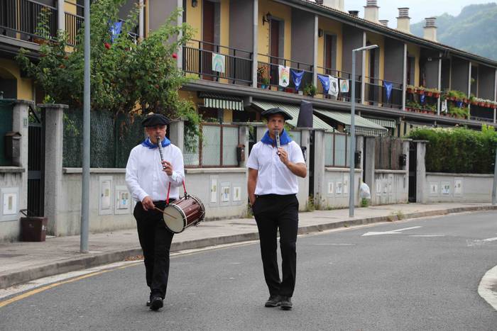 Bi suziri eta bi txistulari 9 1597052736080