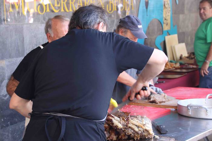 Jendetza elkartu du Asteasuk 6 1569763895694