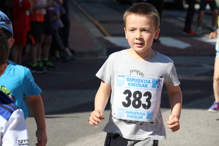 Haur, gazte eta heldu krosea 20 1491741912510