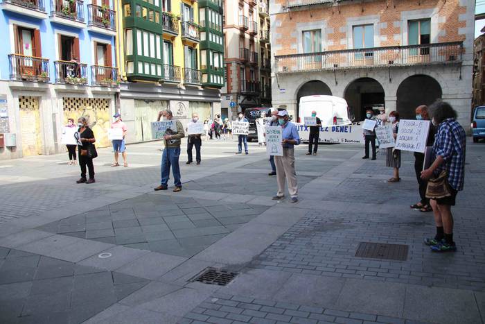 Pandemiak ez ditu isilarazi 2 1590410453442