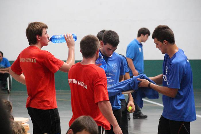 Ikuskizun handia ikusi da Bidaniako frontoian 26 1472230445230