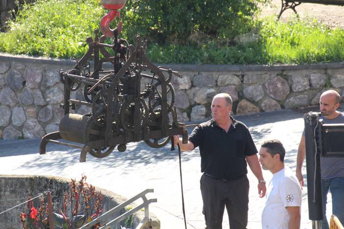 Elizmendiko erlojua berrituk 22 1508855549377