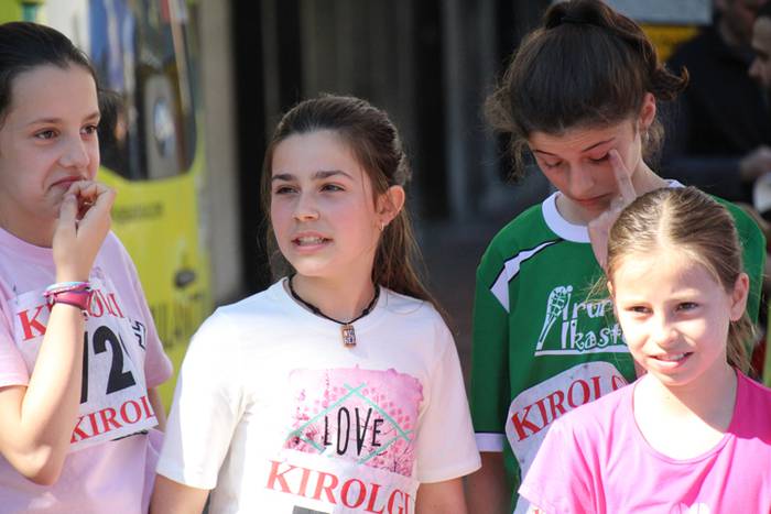 Haur, gazte eta heldu krosea 66 1491742177106