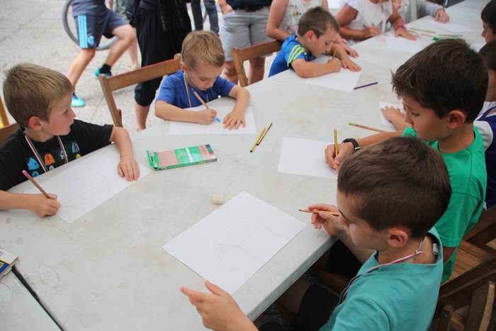 Asteasu San Pedro jaiak haur 120 1498652559362