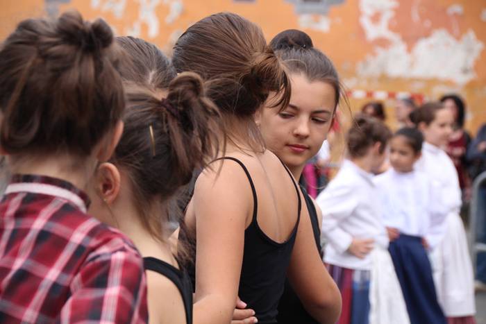 Dantzari txiki eguna Villabonan 10 1465749470859