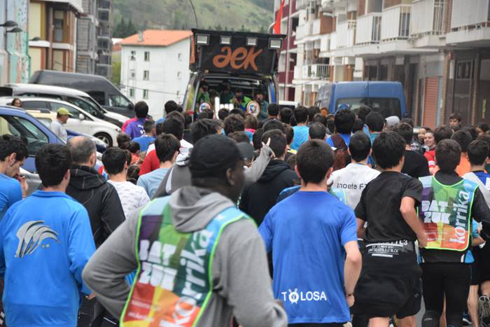 Euskararen ekilibristak 86 1491302464554