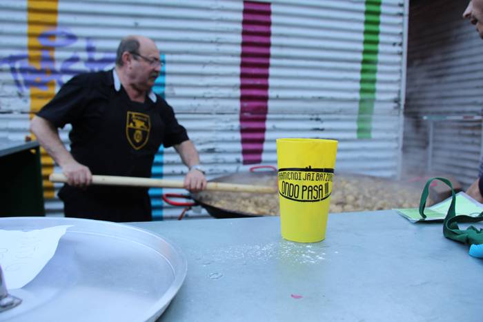 Hasi dira Larramendi auzoko festak 12 1477677182254