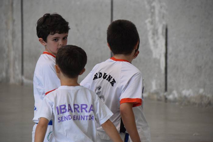 Dotore aritu dira benjaminak 25 1527271778866