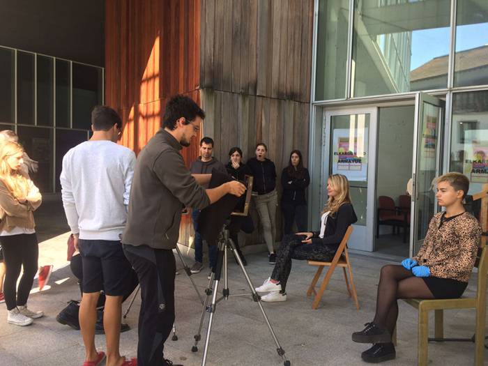 Gazte artisten erakusketa za 7 1508142050289