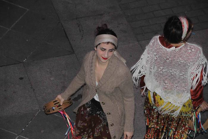 Hartzaren beldur, baina inau 9 1550950095502