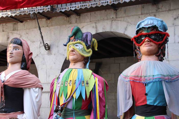 Erraldoiak eta buruhandiak T 8 1561218563759