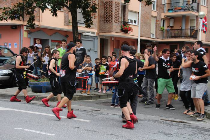 Denetarik festen lehen arratsaldean 36 1469381623334