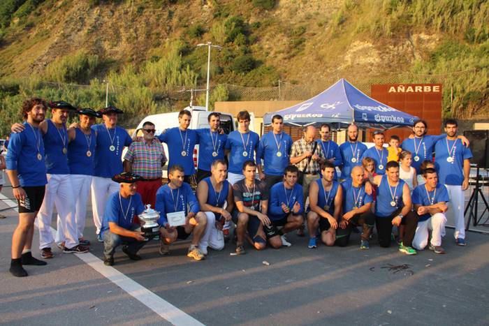 Txapel berdinduena, gipuzkoarren buruan 121 1473086108860