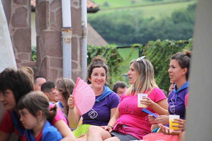 Lotsak ez du lekurik salontz 39 1565373554067