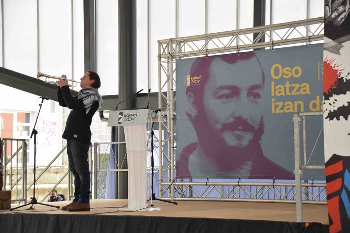 Joxe Arregi tortuatu zutela  2 1613221594714