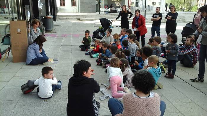 Haur liburuaren nazioarteko  5 1491071145257