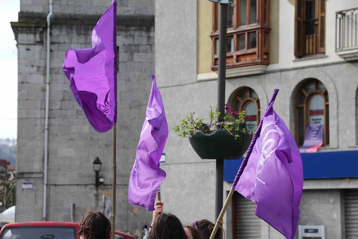 Emakumeen Mundu Martxa eskua 25 1613827687010